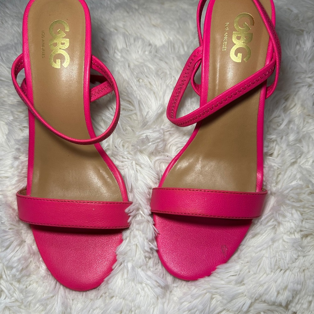 G by Guess
